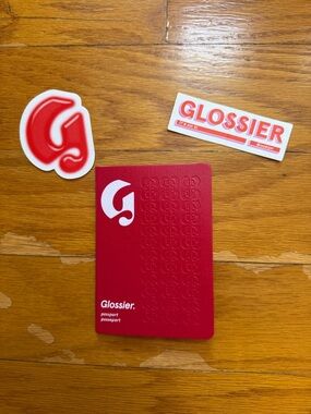 GLOSSIER Passport Book